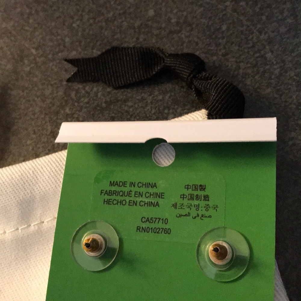NEW Kate Spade ready set bow earrings - Picture 5 of 8